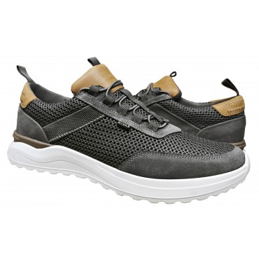 Кросівки чоловічі шкіряні